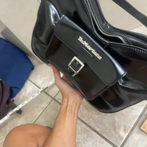 Dr Martens NWT Black Vegan Leather medium Backpack Shoulder Bag Bow Crossbody thumbnail 9