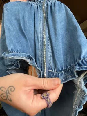 Jean Crop Top Size M thumbnail 3