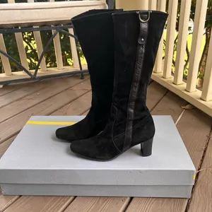 Manas Design Italy Black Suede Heeled Boots 7 thumbnail 2