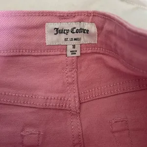 Juicy Couture Pink Denim Jean shorts, Size 10, 4” inseam, NWT thumbnail 7