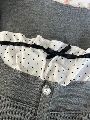 Gray Ribbed Button thumbnail 2