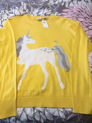 Kids gap sweater  thumbnail 1