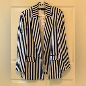 Zara Navy and White Striped Blazer. Size-X-Small thumbnail 2
