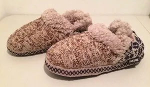 Muk Luks Slippers, Size 9/10 Purple thumbnail 2