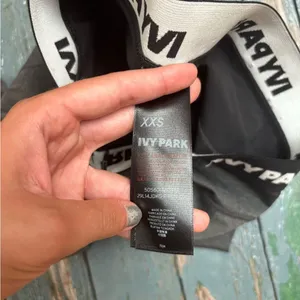 Ivy Park low rise Gray Leggings thumbnail 4