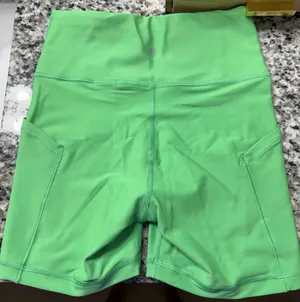 Athleta Interval Stash 5” Short  thumbnail 4