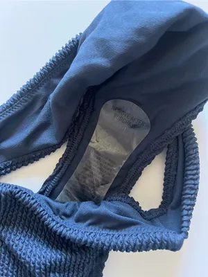 {Abercrombie & Fitch} Brand New Mid Rise High Leg Bikini Bottoms thumbnail 4