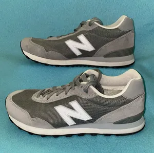 NEW BALANCE 515 suede sneakers gray white logo lace up low top NEW size 9.5 thumbnail 1