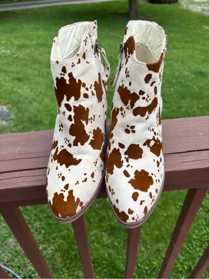 Maurices Brown and White Cowhide-Print Ankle Boots thumbnail 4