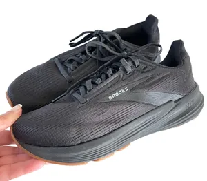 Brooks Revel 8 Running Shoes Womens 7 Black Neutral Sneakers 1204561B072 thumbnail 1