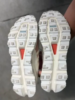 On Women's Cloudvista Sneakers Running Shoes size 10 thumbnail 5
