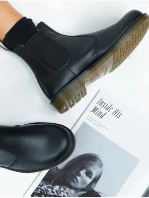 Dr. Martens 2976 Mono Chelsea Smooth Leather Ankle Boots thumbnail 2