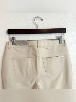 NWT Chico’s Womens Pants Ivory Cream 5 Pocket Slim Ankle Size .5 US 6 thumbnail 4