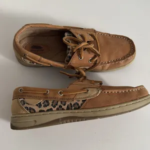 COPY - Maui Island Cheetah Print shoes EUC thumbnail 4