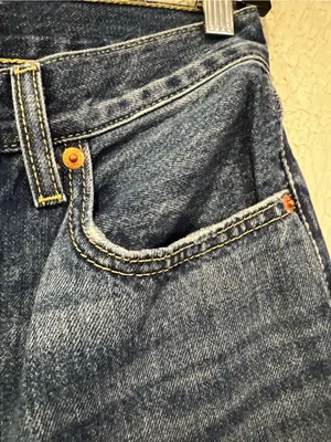 Levi’s Low Pro Straight leg Mid Rise Distressed knee jeans size 25 thumbnail 9