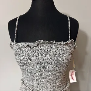 NWT Jessica Simpson Smocked Dress in Size Large thumbnail 2
