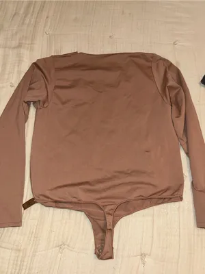 Skims Kim Kardashian Essentials Scoop Neck Long Sleeve Bodysuit size 4X/5X thumbnail 3