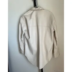 Aritzia Wilfred Ganna White Faux Leather Jacket thumbnail 3