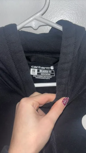 Carhartt Sweatshirt Women’s thumbnail 3