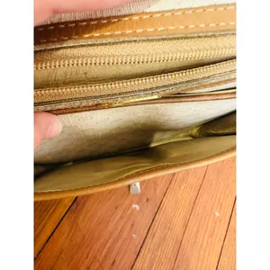 Vintage GUCCI Tan Interlocking GG Turn Lock Crossbody Made In Italy Purse thumbnail 14
