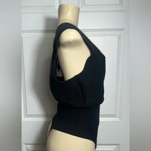 Abercrombie & Fitch Soft A&F Wrap Around Sleeveless Ribbed Knit Sweater Bodysuit thumbnail 8