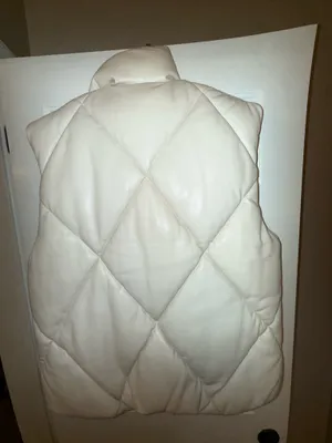 Abercrombie Puffer Leather Vegan Vest Ivory thumbnail 4