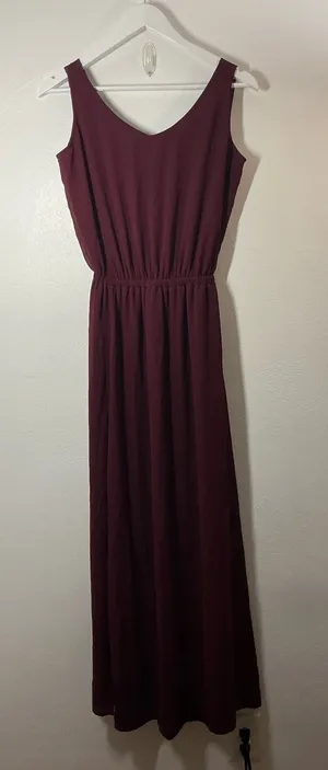 Show Me Your MuMu Burgundy Sleeveless Maxi Dress Size Small thumbnail 1