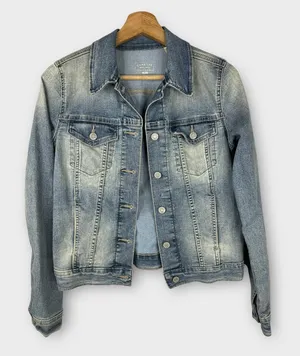 Levis Signature Womens size Small Gold Classic Trucker Denim Jacket thumbnail 1