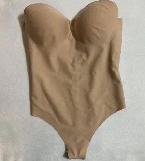 SKIMS Body Underwire Contouring Bodysuit L thumbnail 6