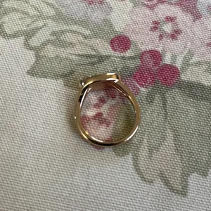 Avon Elegant Gold Tone and rhinestone Women's Ring thumbnail 2