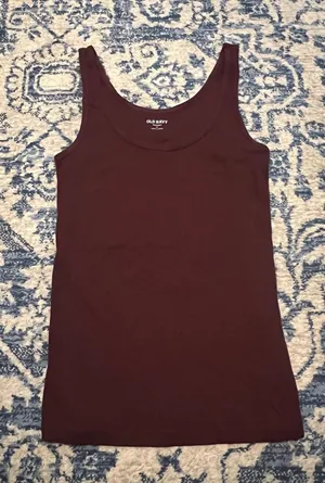 Old Navy Tank Top thumbnail 1