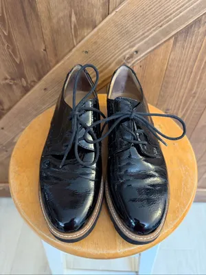 Franco Sarto Women’s Size 6 Black Patent Leather look Lace-Up Oxford Shoes thumbnail 2