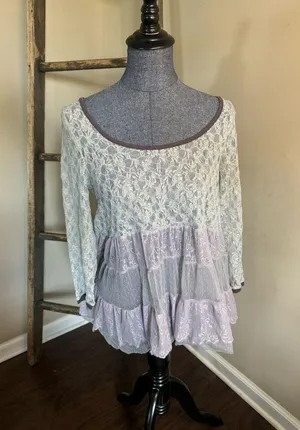 Lace Frill Long Sleeve Top thumbnail 2