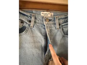 Abercrombie & Fitch The 90’s Straight Ultra High Rise Curve Jeans Women’s 26/2S thumbnail 5