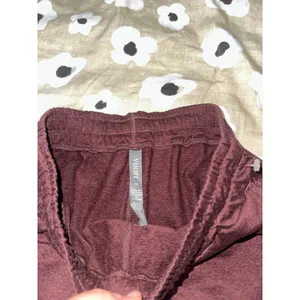 Vuori cropped pants thumbnail 2
