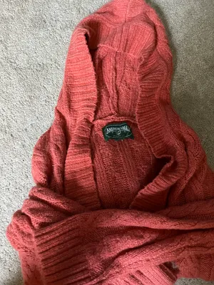 American Eagle sweater thumbnail 3