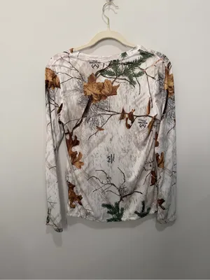Realtree‎ White Pink Camo Long Sleeve Hunting Shirt Size Medium thumbnail 4