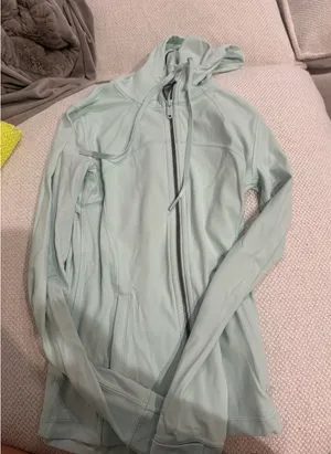 Lululemon Zip-Up thumbnail 1
