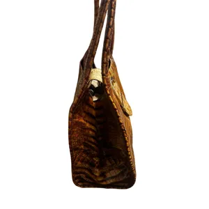 1990s Vintage Brahmin Warm Brown Croc Embossed Leather Shoulder Bag Gold Buckle thumbnail 4