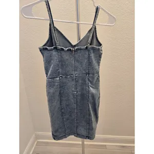 Iris Acid Wash Denim Mini Dress Spaghetti Strap V Neck Zip Back Women Size M Y2K thumbnail 4
