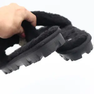 UGG Slide Sandal Womens 9 Cozette Black Faux Fur Lug Sole Excellent thumbnail 8