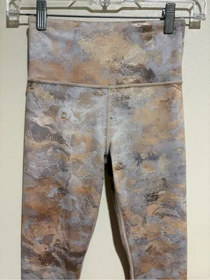 Athleta Elation Gilded Tight Tan Gold Metallic Snakeskin Leggings Size XXS thumbnail 7