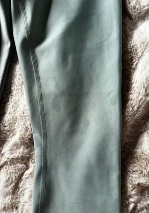 Airlift Leggings thumbnail 4