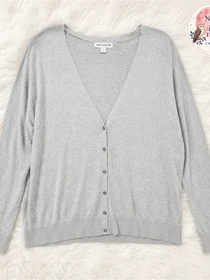 Women’s Plus Size Gray Cardigan Sweater - Size 2XL ~ Fall Layering Pieces‎ thumbnail 2