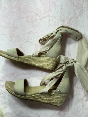 UGG Cream Tie-Wrap Ankle Sandals b123 thumbnail 5