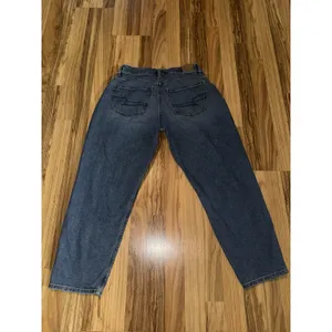 American Eagle Jeans Women's 4 Short Mom Jean Stretch‎ thumbnail 7