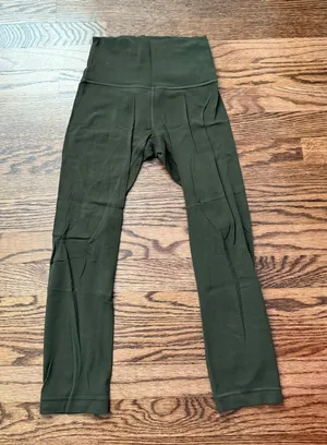 Dark green Lululemon Leggings 25” thumbnail 1
