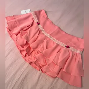 Forever 21 x Betsy Johnson Pink Lace Rosette Skirt thumbnail 2