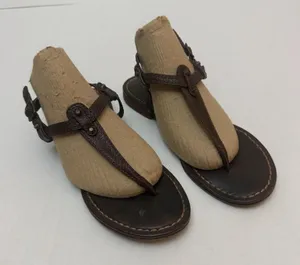 Frye Leather Thong Sandals Shoes Womens Size 6 Brown Buckle Adjustable Strap thumbnail 1