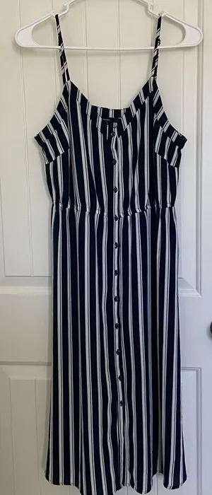 EUC Vero Moda women’s navy blue white striped button front midi dress medium‎ thumbnail 1